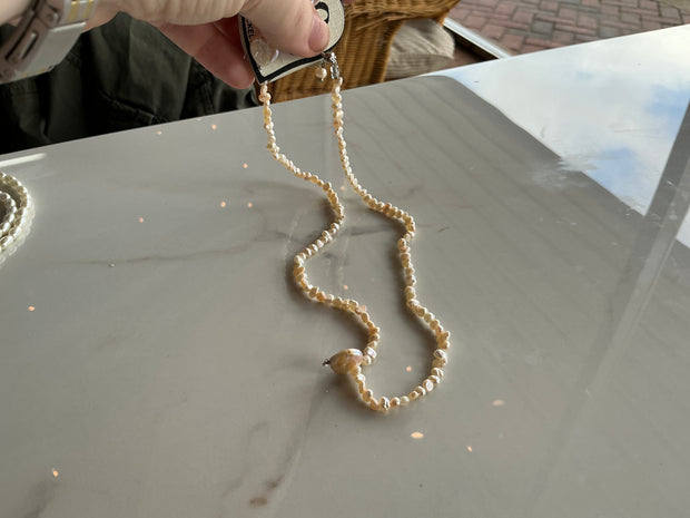 Freshwater pearl necklace